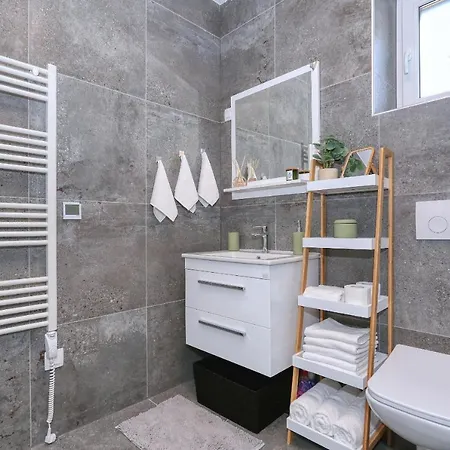 Apartman Garden Zára