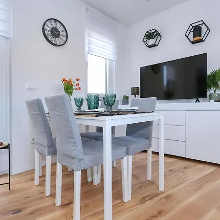 Apartman Garden Zára